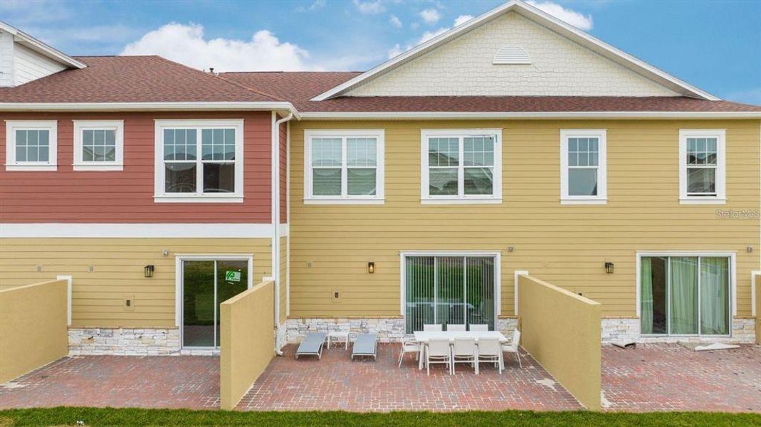 Exterior details and patio area of a home in , Kissimmee (Image 2). Exterior details and patio area of a home in , Kissimmee (Image 2).