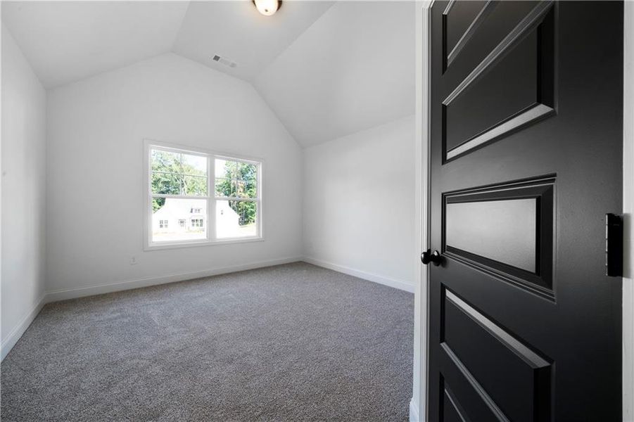 Spacious, unfurnished interior of a new home in , Dallas (Image 24).