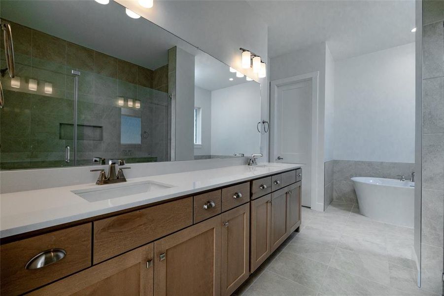 Furnished interior view inside a new home in , Rockwall (Image 15).