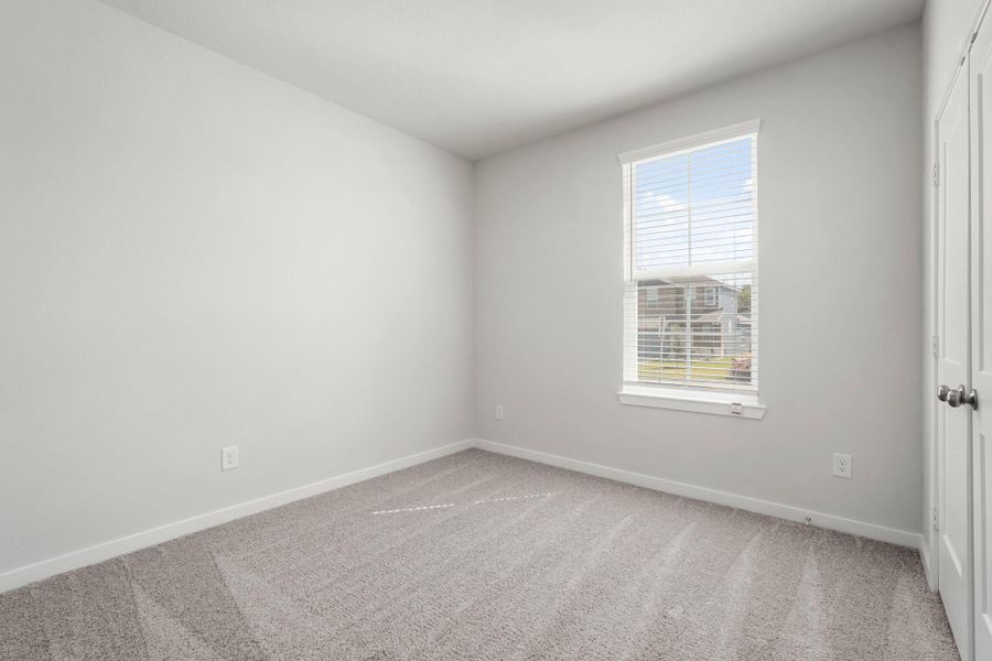 Spacious, unfurnished interior of a new home in Lexington Heights, Willis (Image 20).