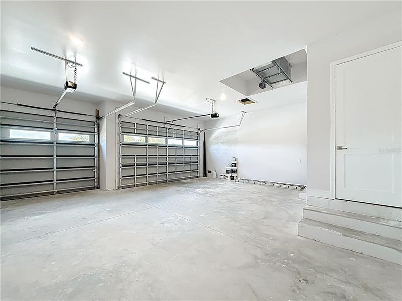 Spacious, unfurnished interior of a new home in , Port Charlotte (Image 50).