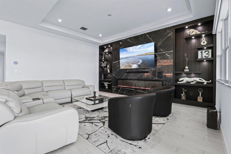 Furnished interior view inside a new home in , Port St. Lucie (Image 11).