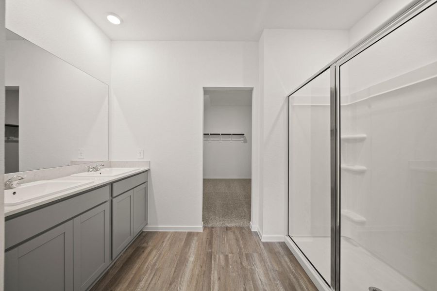 Image 22 of a home in Grand Pines. Image 22 of a home in Grand Pines.