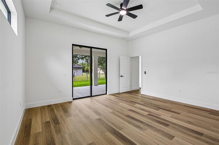 Spacious, unfurnished interior of a new home in , North Port (Image 41).