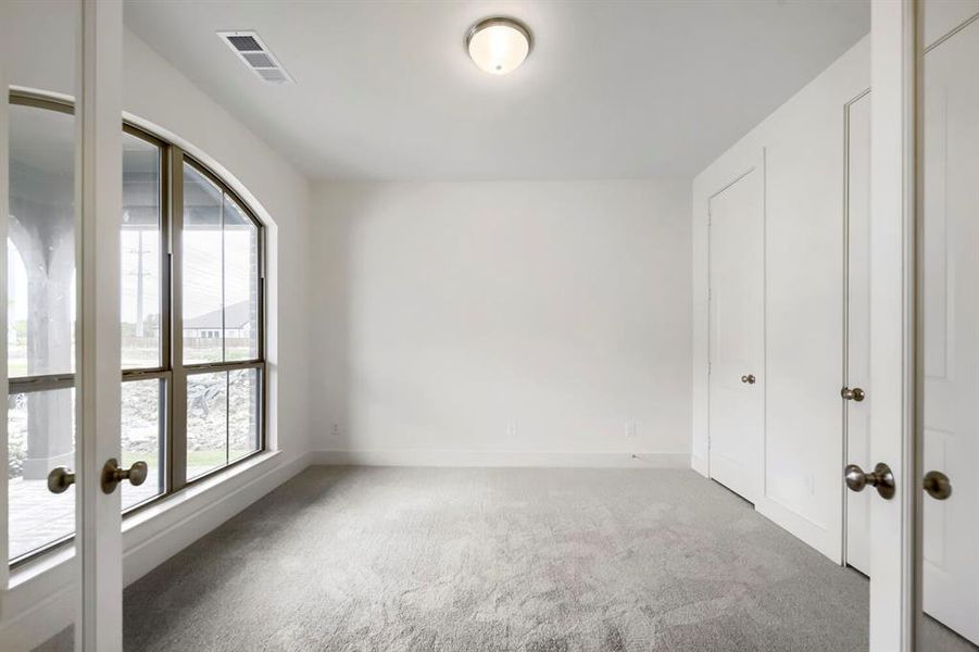 Spacious, unfurnished interior of a new home in Wellington, Fort Worth (Image 26). Spacious, unfurnished interior of a new home in Wellington, Fort Worth (Image 26).