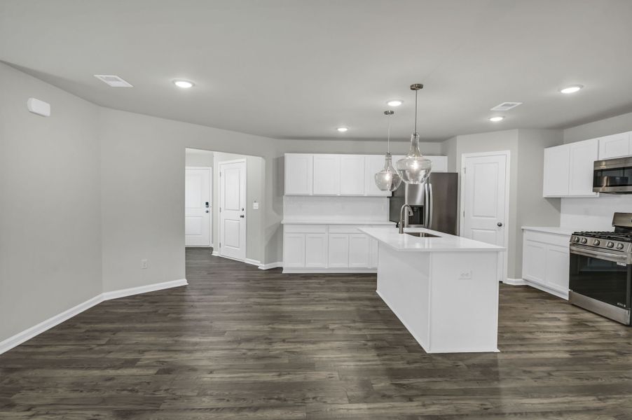 Representative furnished interior of a home built from the Stacey by Veranda Homes in Hitchcock Preserve, Aiken (Image 9). Representative furnished interior of a home built from the Stacey by Veranda Homes in Hitchcock Preserve, Aiken (Image 9).