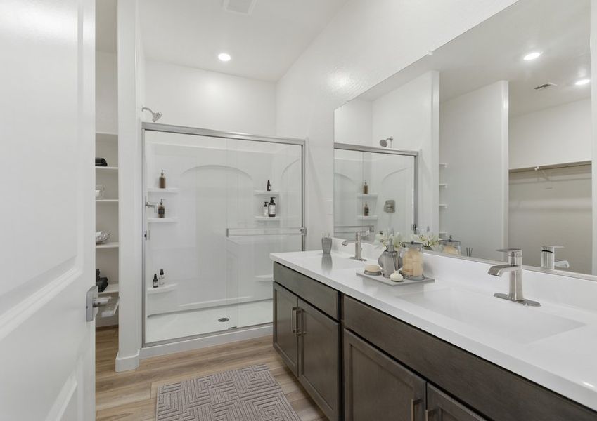 Representative furnished interior of a home built from the Bisbee by LGI Homes in Bisbee Ranch, Casa Grande (Image 6).