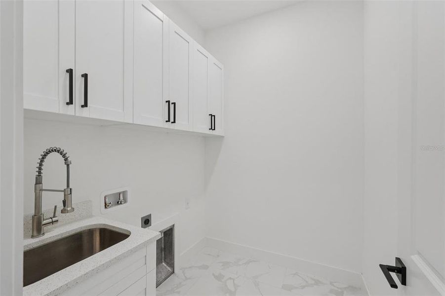 Furnished interior view inside a new home in , Cape Coral (Image 8).