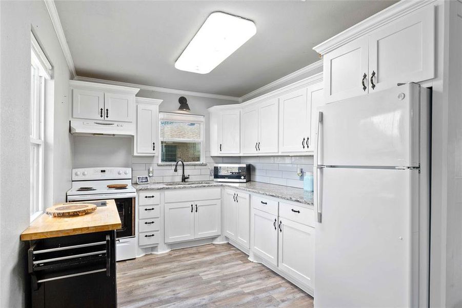 Furnished interior view inside a new home in , Brownwood (Image 11). Furnished interior view inside a new home in , Brownwood (Image 11).