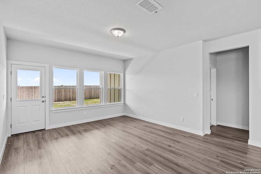 Spacious, unfurnished interior of a new home in Weltner Farms 50’s, New Braunfels (Image 22). Spacious, unfurnished interior of a new home in Weltner Farms 50’s, New Braunfels (Image 22).