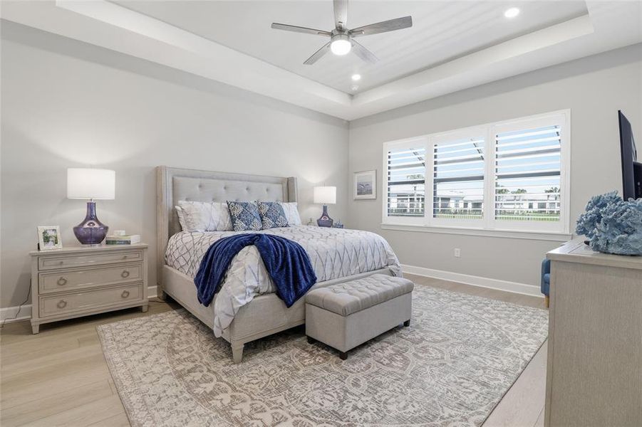 Furnished interior view inside a new home in , Lakewood Ranch (Image 31).