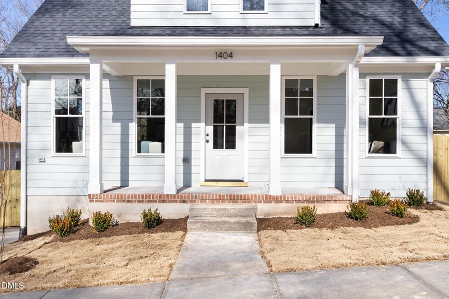 1404-Englewood-102 1404-Englewood-102