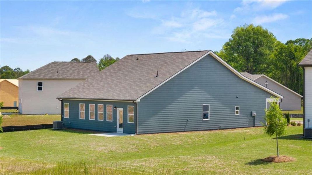Image 22 of a home in Hillbrooke Preserve.