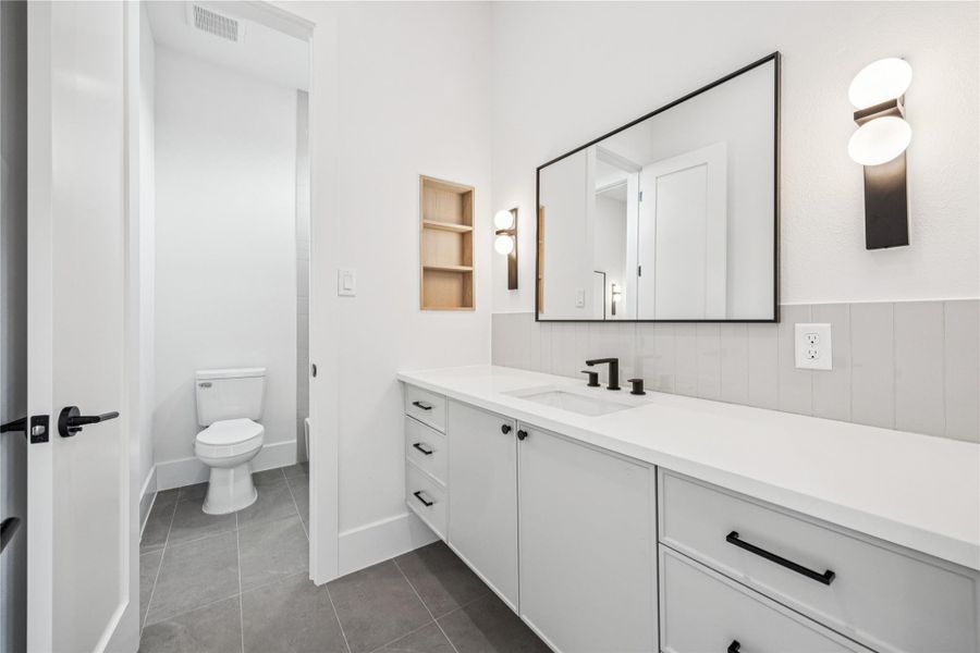 Furnished interior view inside a new home in , Houston (Image 7). Furnished interior view inside a new home in , Houston (Image 7).