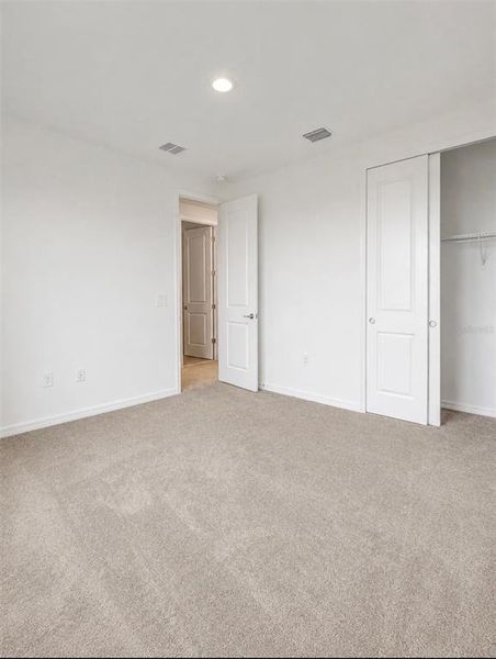Spacious, unfurnished interior of a new home in , St. Cloud (Image 32).