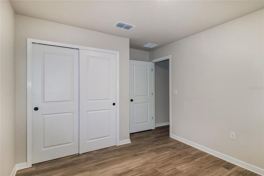 Spacious, unfurnished interior of a new home in , Ocala (Image 16).