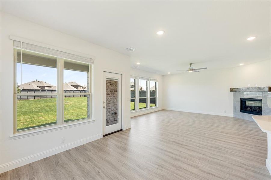 Spacious, unfurnished interior of a new home in Union Park Classic 55, Little Elm (Image 17).