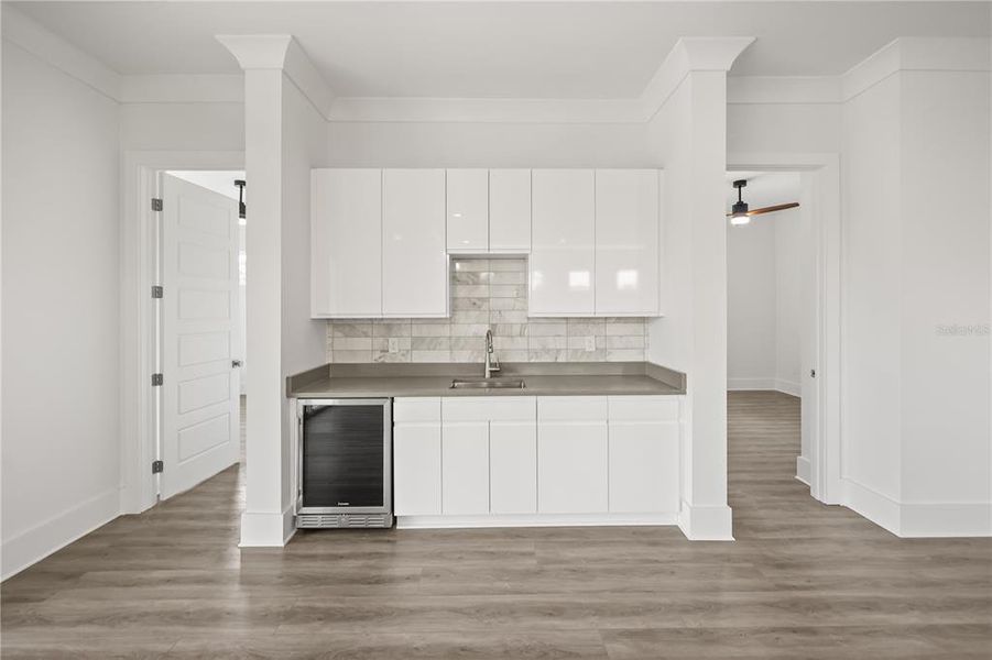 Furnished interior view inside a new home in , Kissimmee (Image 10).
