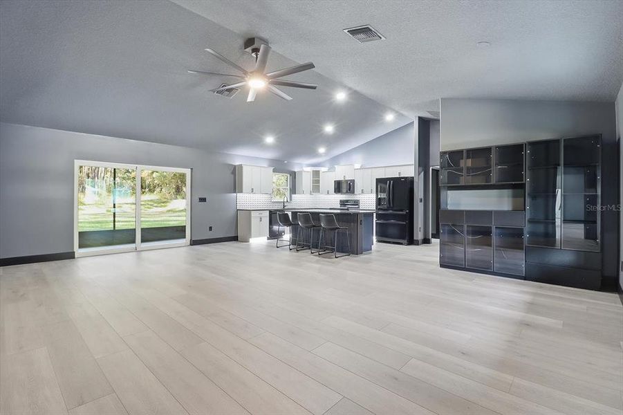 Spacious, unfurnished interior of a new home in , Citrus Springs (Image 25). Spacious, unfurnished interior of a new home in , Citrus Springs (Image 25).