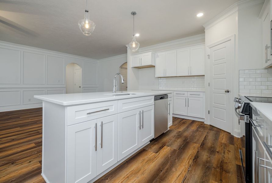 Furnished interior view inside a new home in Millbrook, Thomson (Image 9).
