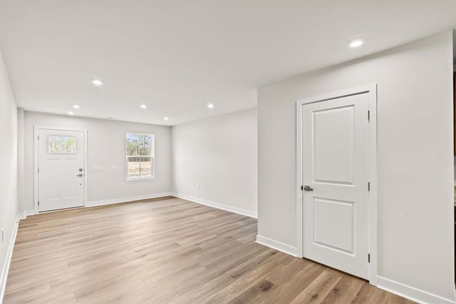 Spacious, unfurnished interior of a new home in Lakes at Riverbend, Navassa (Image 10).