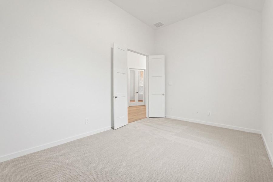 Spacious, unfurnished interior of a new home in Grange: 60ft. lots, Katy (Image 13).