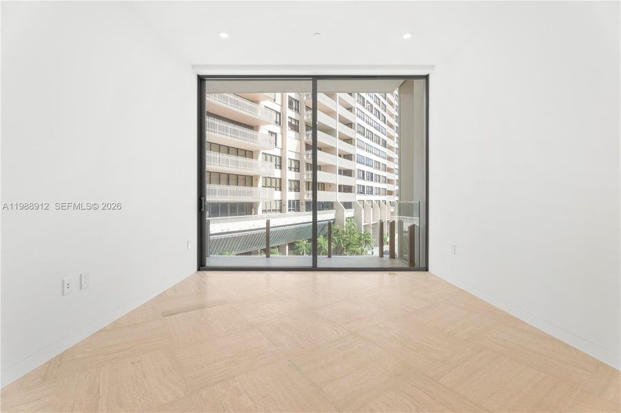 Spacious, unfurnished interior of a new home in , Miami (Image 15).