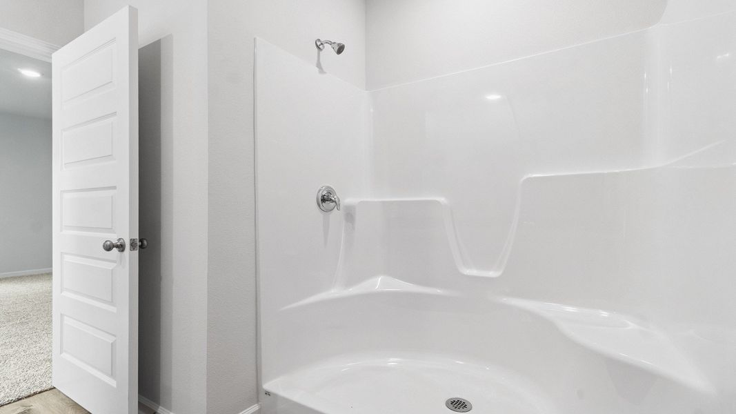 Close-up of interior finishes inside a home in Wesley Park, Crawfordville (Image 14).