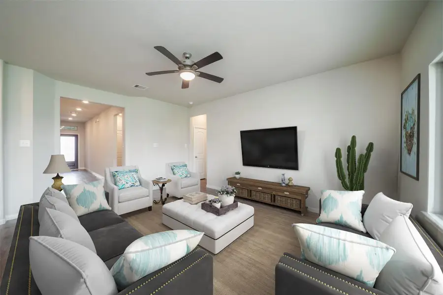 Furnished interior view inside a new home in Montgomery Ridge: Landmark Collection, Montgomery (Image 6).