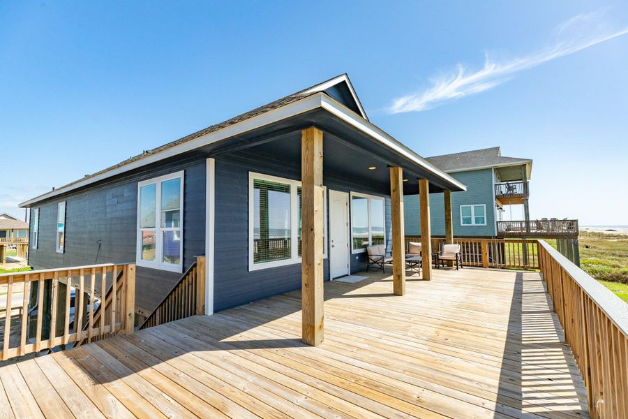 Exterior details and patio area of a home in , Surfside Beach (Image 19). Exterior details and patio area of a home in , Surfside Beach (Image 19).