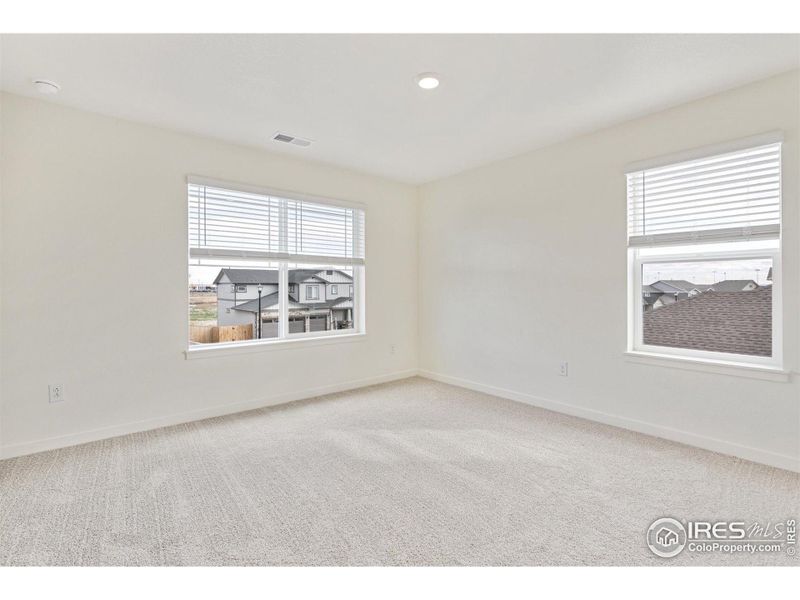 Spacious, unfurnished interior of a new home in Northridge Estates, Greeley (Image 22).