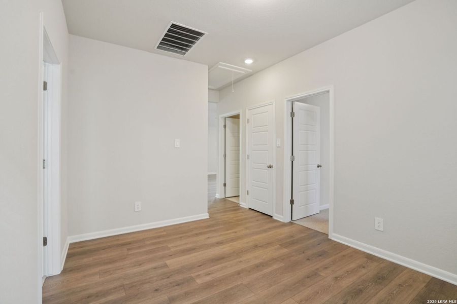 Spacious, unfurnished interior of a new home in Sagebrooke - Premier Series, San Antonio (Image 27).