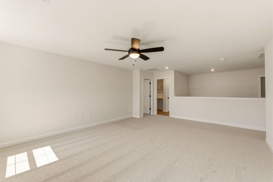 Spacious, unfurnished interior of a new home in Timberland Grove, Anderson (Image 45). Spacious, unfurnished interior of a new home in Timberland Grove, Anderson (Image 45).