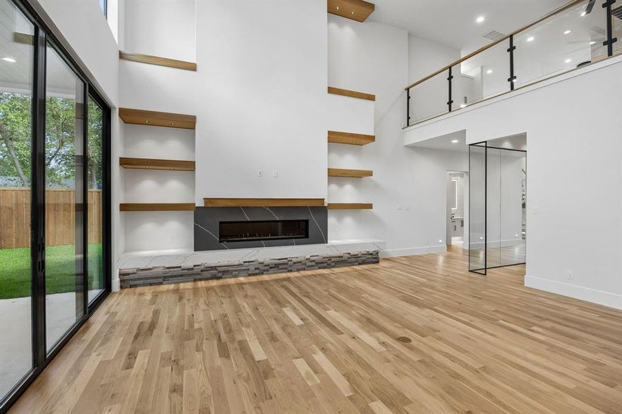 Furnished interior view inside a new home in , Dallas (Image 8).