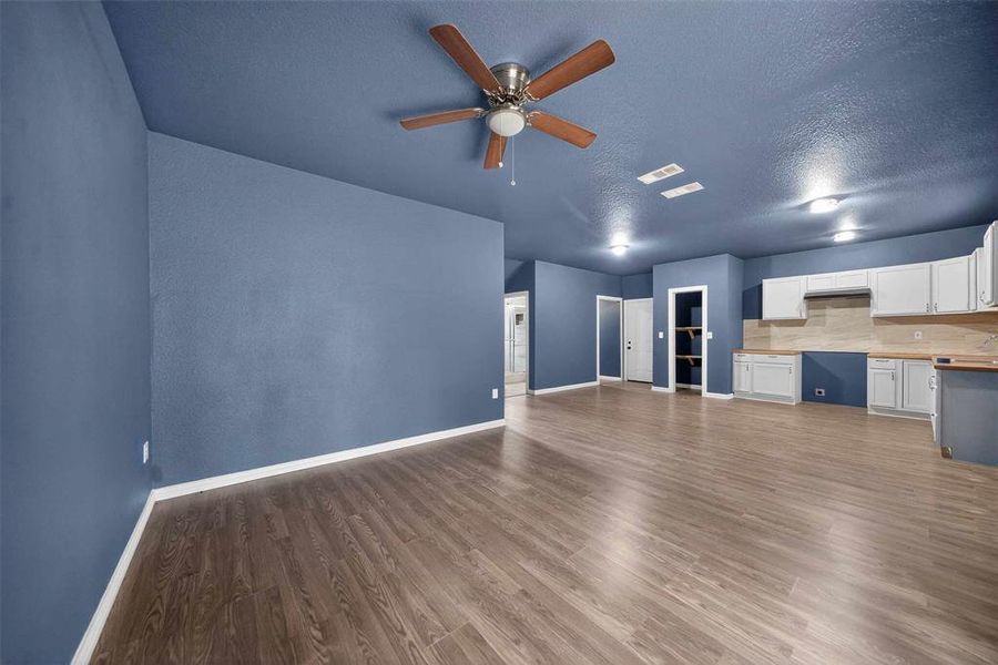 Spacious, unfurnished interior of a new home in , Murchison (Image 20).