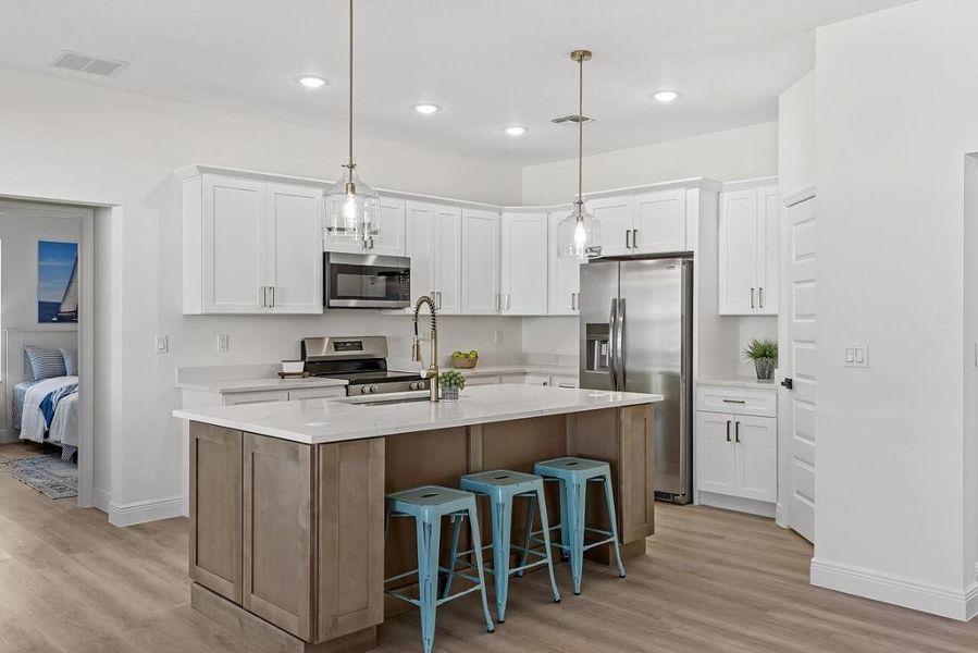 8836-97th-Ct-HigMedia-024-1280