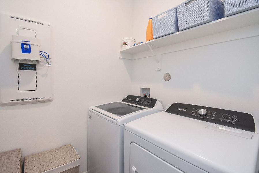 Close-up of interior finishes inside a home in , Alvin (Image 17).
