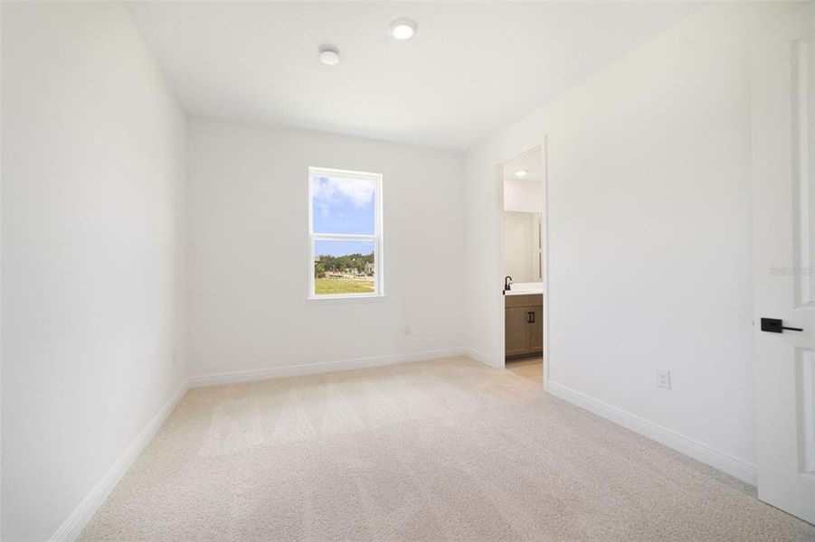 Spacious, unfurnished interior of a new home in Acuera Estates, Apopka (Image 22).