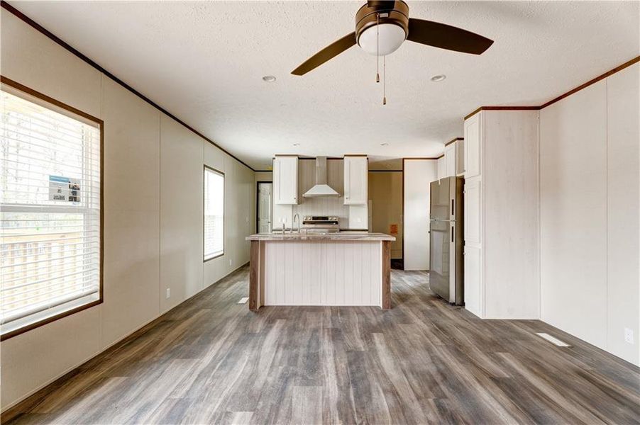 Furnished interior view inside a new home in , Ellijay (Image 5).