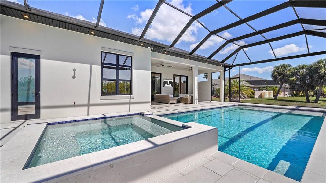 Exterior details and patio area of a home in , Port Charlotte (Image 29).