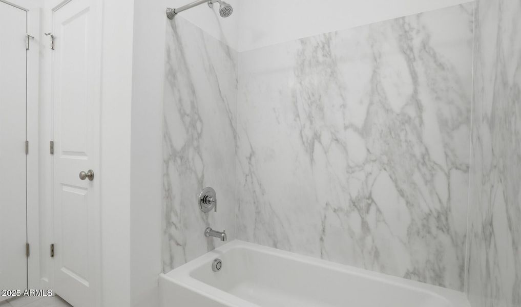 MR Lot #9 Hall Bath (2) (Large)