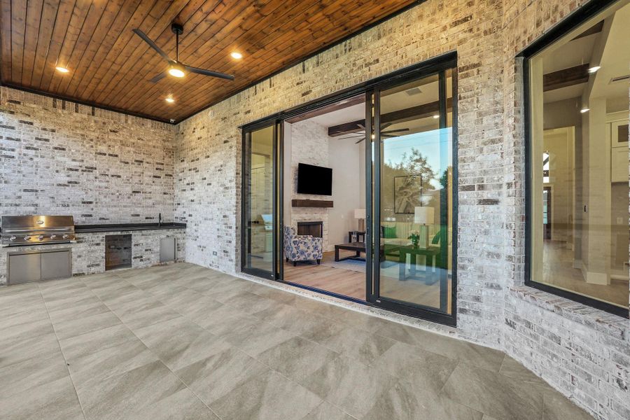 Exterior details and patio area of a home in , Montgomery (Image 28).