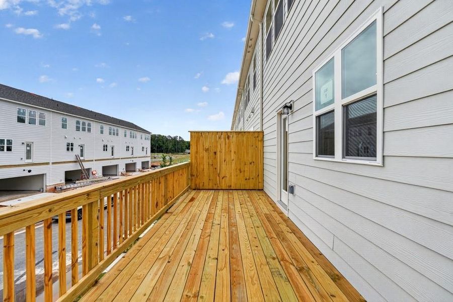 Exterior details and patio area of a home in Chandler Run, Tucker (Image 3).