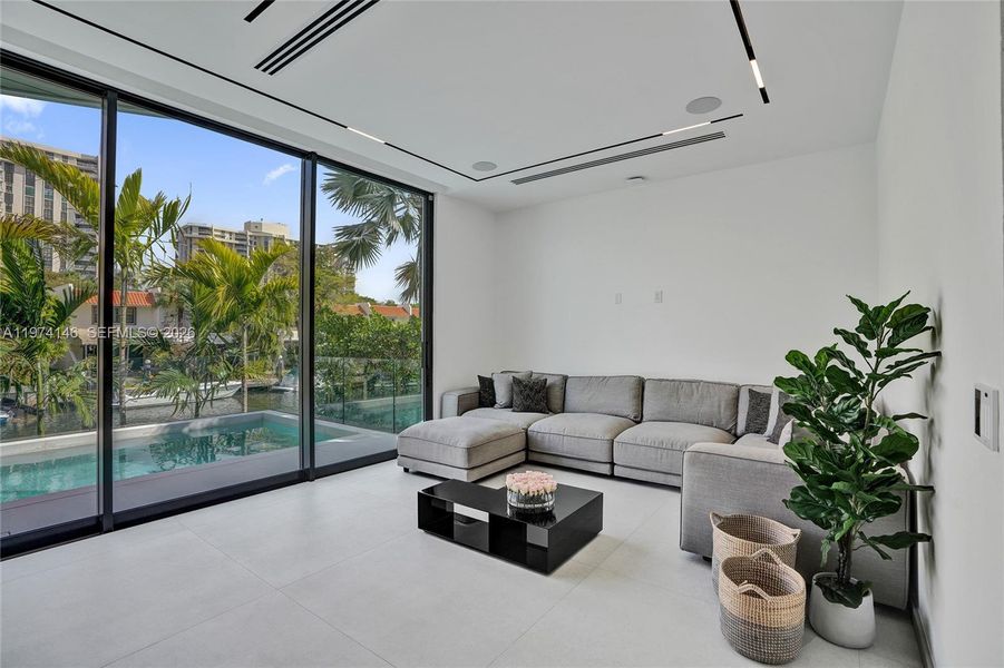 Exterior details and patio area of a home in , Miami Shores (Image 26).