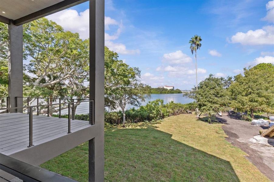 Image 42 of a home in .