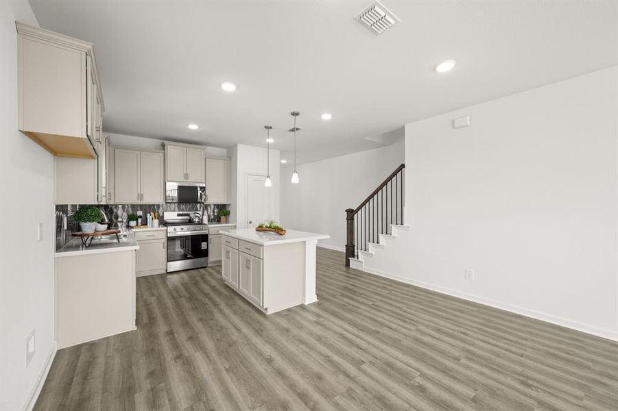 637 Godley Ranch- Dining-1