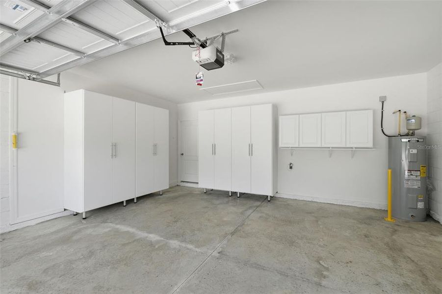 Spacious, unfurnished interior of a new home in , Clermont (Image 12). Spacious, unfurnished interior of a new home in , Clermont (Image 12).