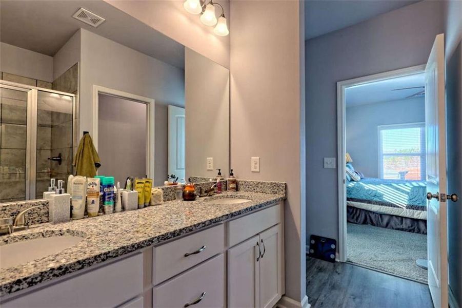 Furnished interior view inside a new home in , Eastanollee (Image 39).