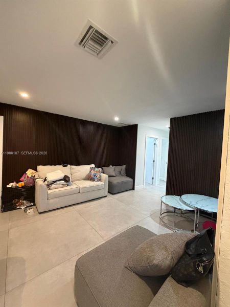 Furnished interior view inside a new home in , Fort Lauderdale (Image 24).