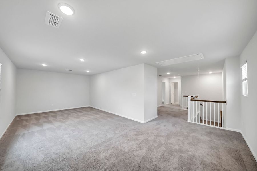 Spacious, unfurnished interior of a new home in Monroe Preserve, Chapin (Image 39).